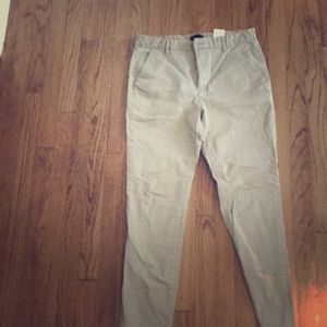 Men’s H & M khaki pants size 33